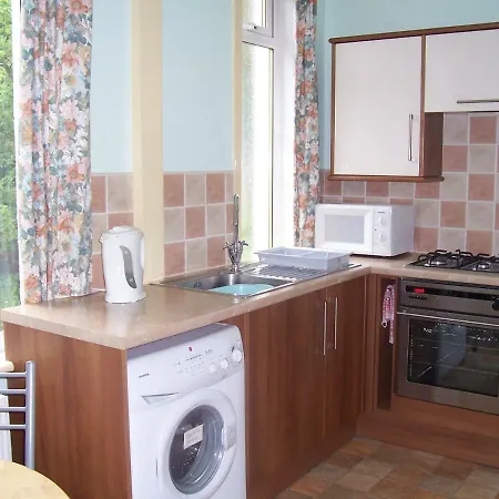 Будинок відпочинку The Tops Self Catering Лідс